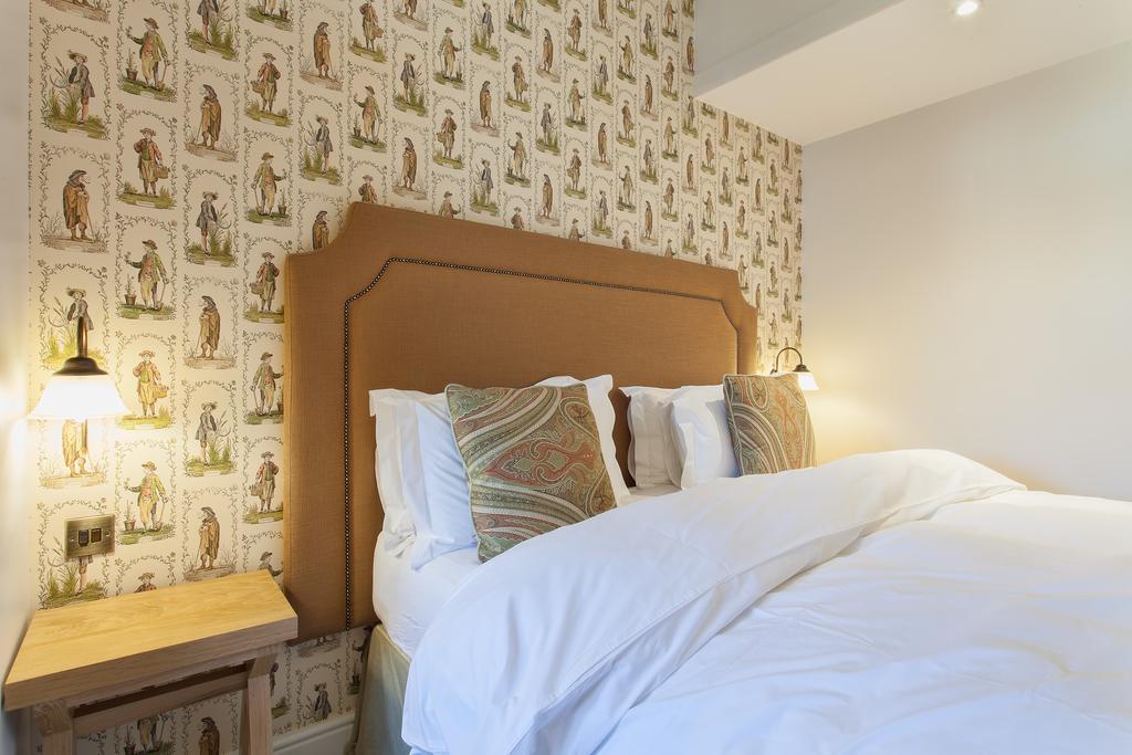 The Inn West End Woking Room photo