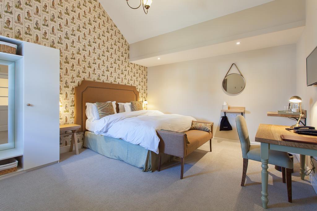 The Inn West End Woking Room photo